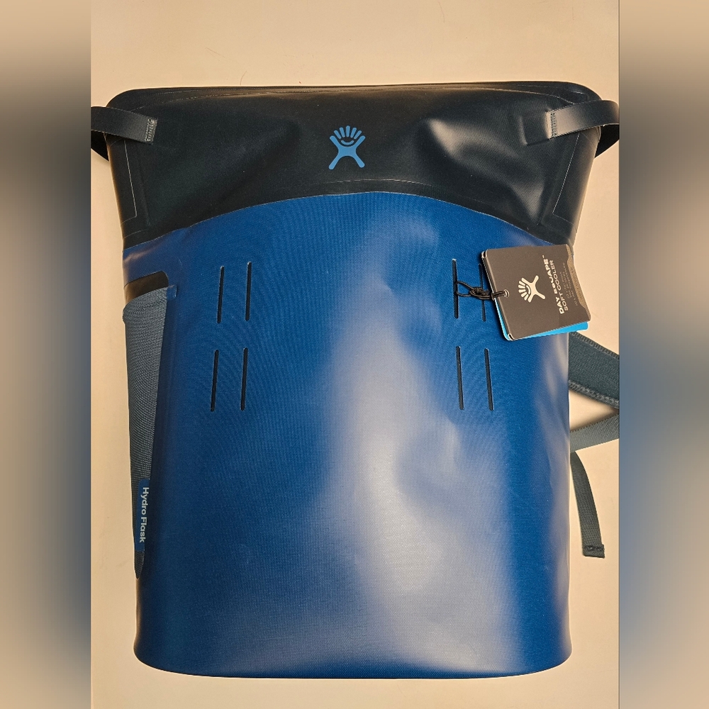 Hydro Flask Day Escape Soft Cooler